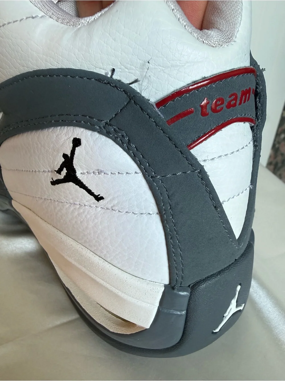 Nike Air Jordan Team White Gray Red Basketball Shoes Sz 11 w/ COA